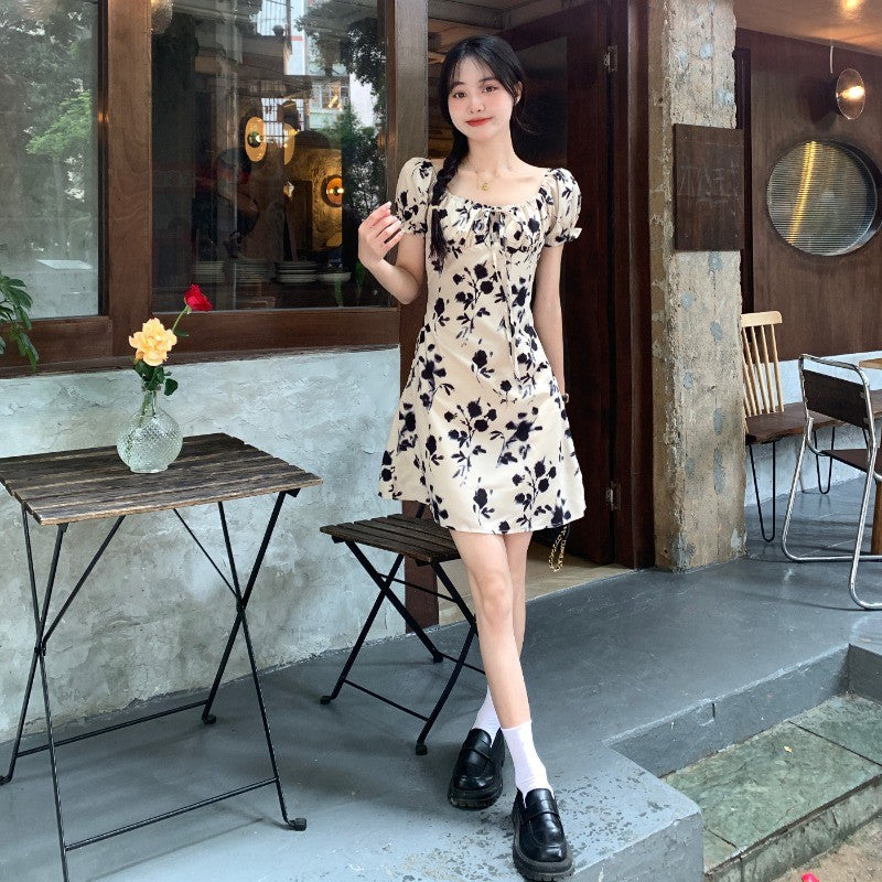 8103L_大碼法式復古碎花方領泡泡袖連衣裙女夏氣質高級感溫柔風顯瘦長裙